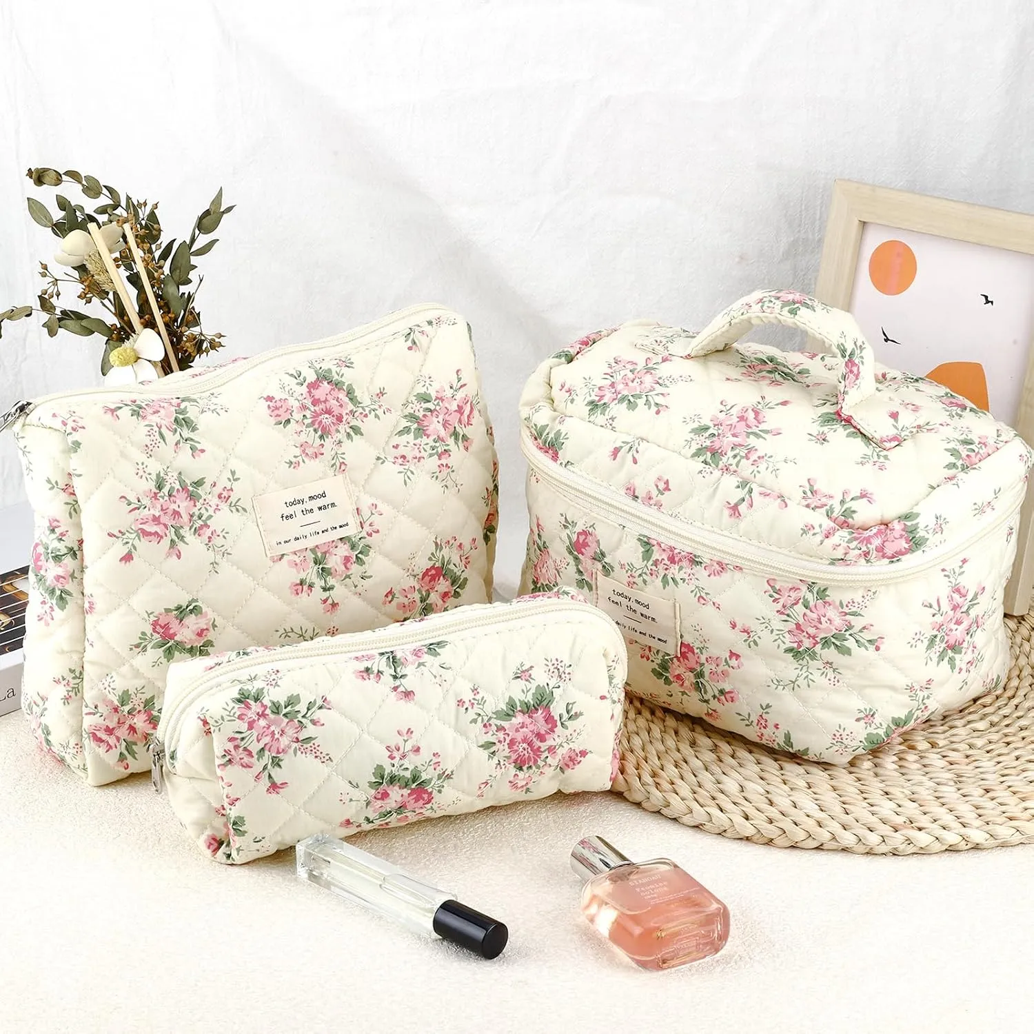 3Pcs Cotton Quilted Makeup Bag for Women Girls Large Small Travel Pink Floral Cosmetic Bags Set Cute Coquette Makeup Pouch for Purse Aesthetic Cloth Flower Storage Toiletry Bag Organizer