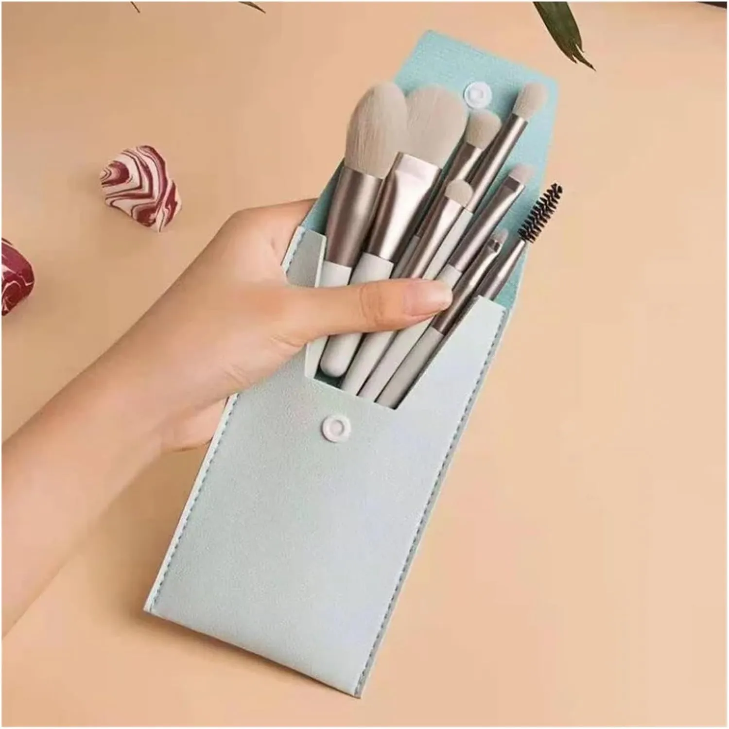 8PCs Soft Fluffy Makeup Brushes Set for Cosmetics Foundation Blush Powder Eyeshadow Kabuki Blending Makeup Brush Beauty Tool(Blue)
