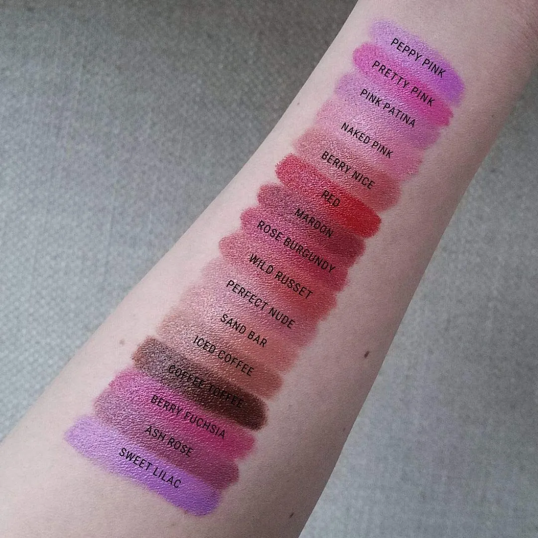 Aromi Natural Lipstick | Bright, Pink Lilac Lipstick - Vegan & Cruelty-free, Creamy, Moisturizing, All Natural Ingredients, Indie Makeup, Dye-free | (Peppy Pink)