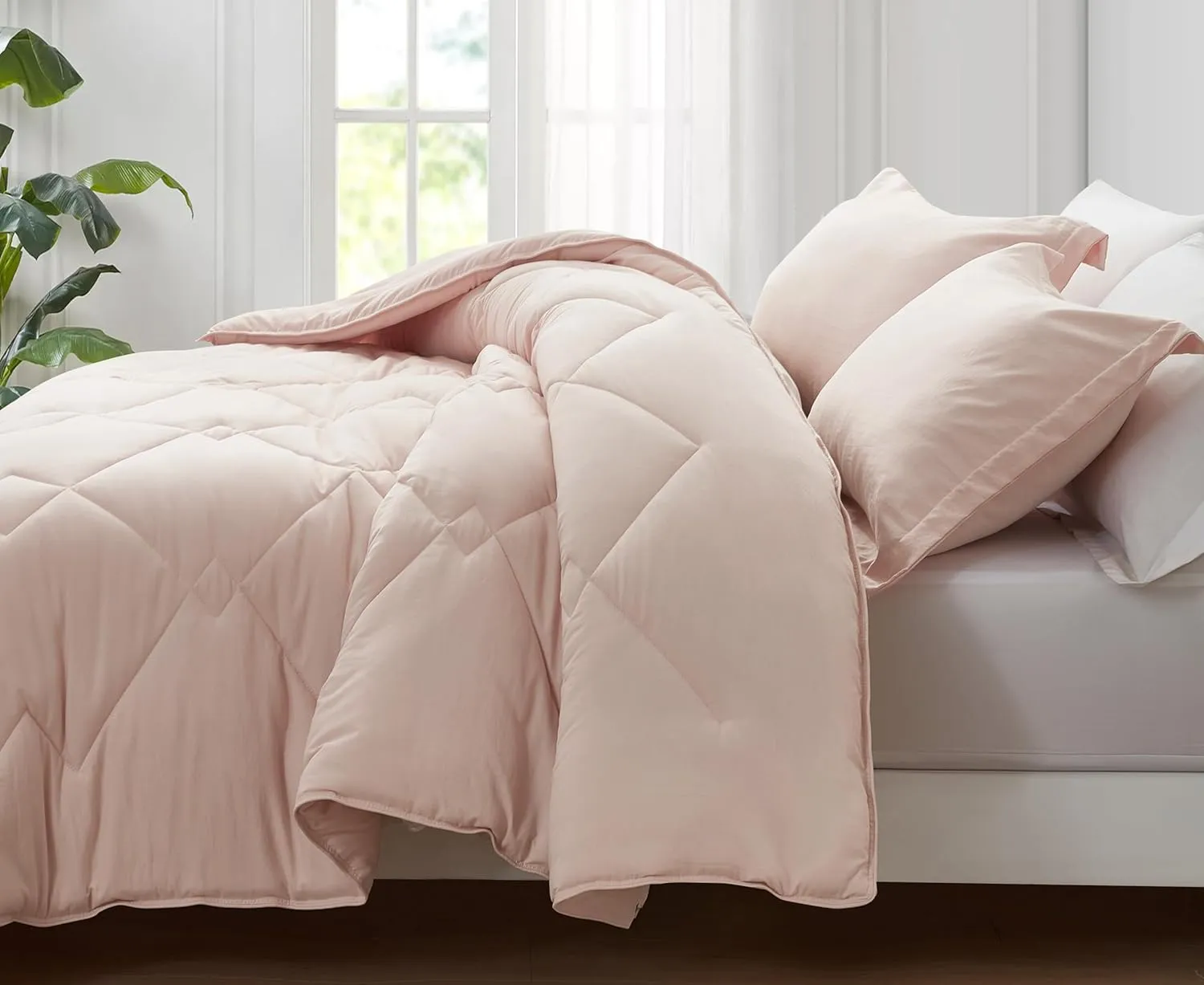Chezmoi Collection Logan Blush Pink Comforter Set King Size 3-Piece Soft Lightweight Stone-Washed Microfiber Comforter Set for All Season (1 Comforter 104x92, 2 Shams)