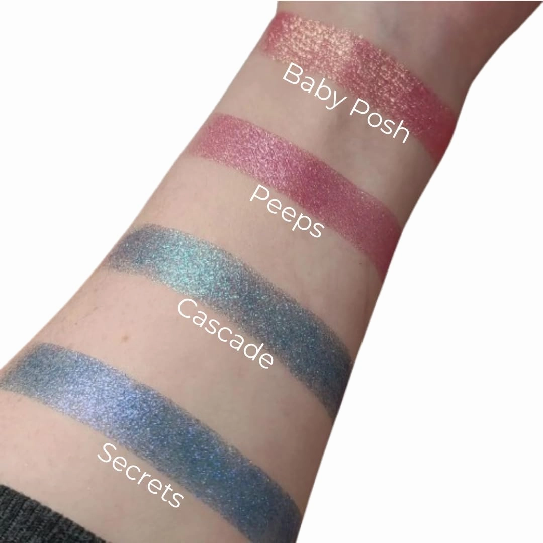 Concrete Minerals Natural Glitter Eyeshadow, Iridescent Shine and High Pigmentation, 100% Vegan and Cruelty Free, 2.4 Grams Loose Mineral Powder (Moonstone Collection)