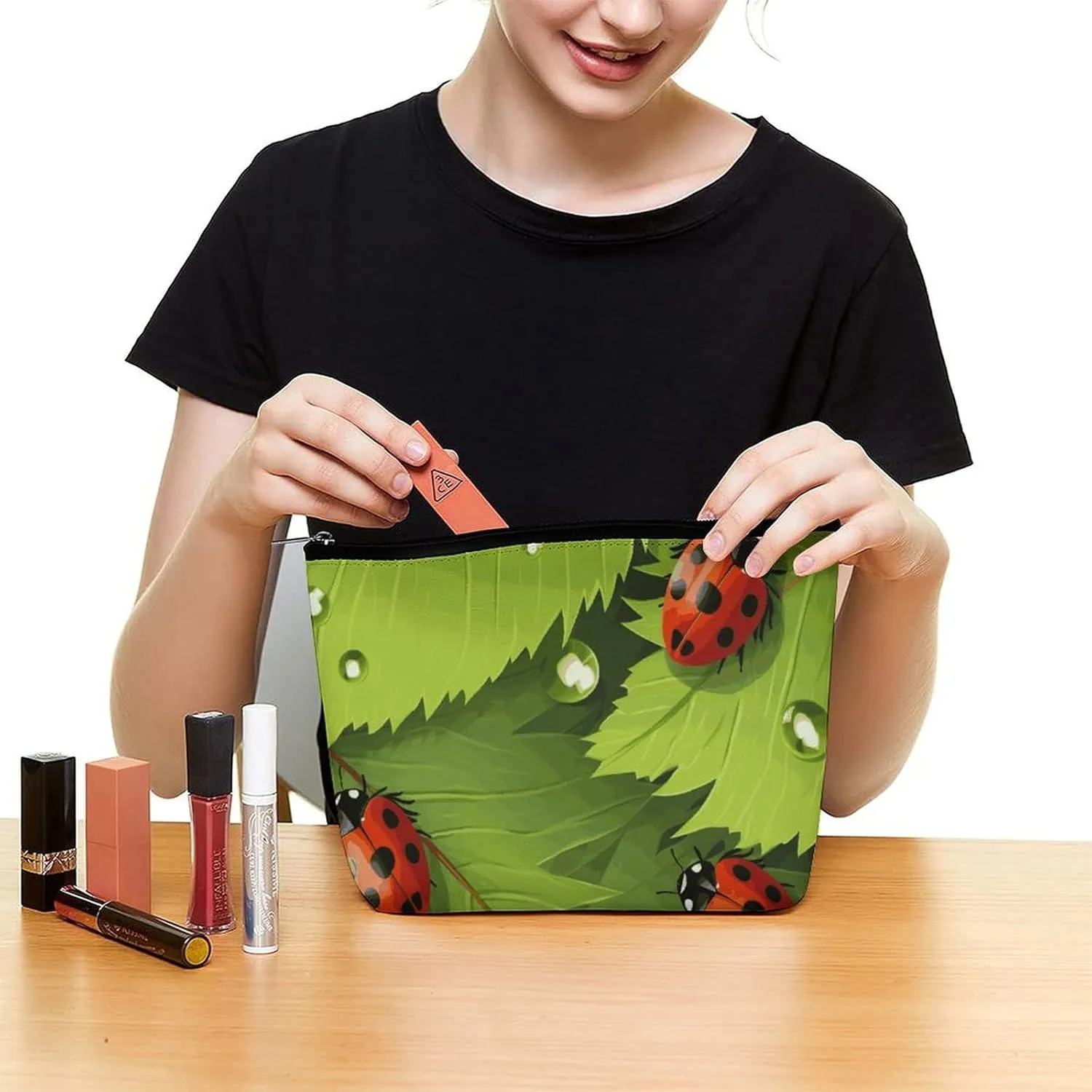 Cosmetic Bag Makeup Bags for Women Portable Makeup Bag Leaves And Ladybugs Makeup Case Travel Toiletry Bag for Travel Accessories