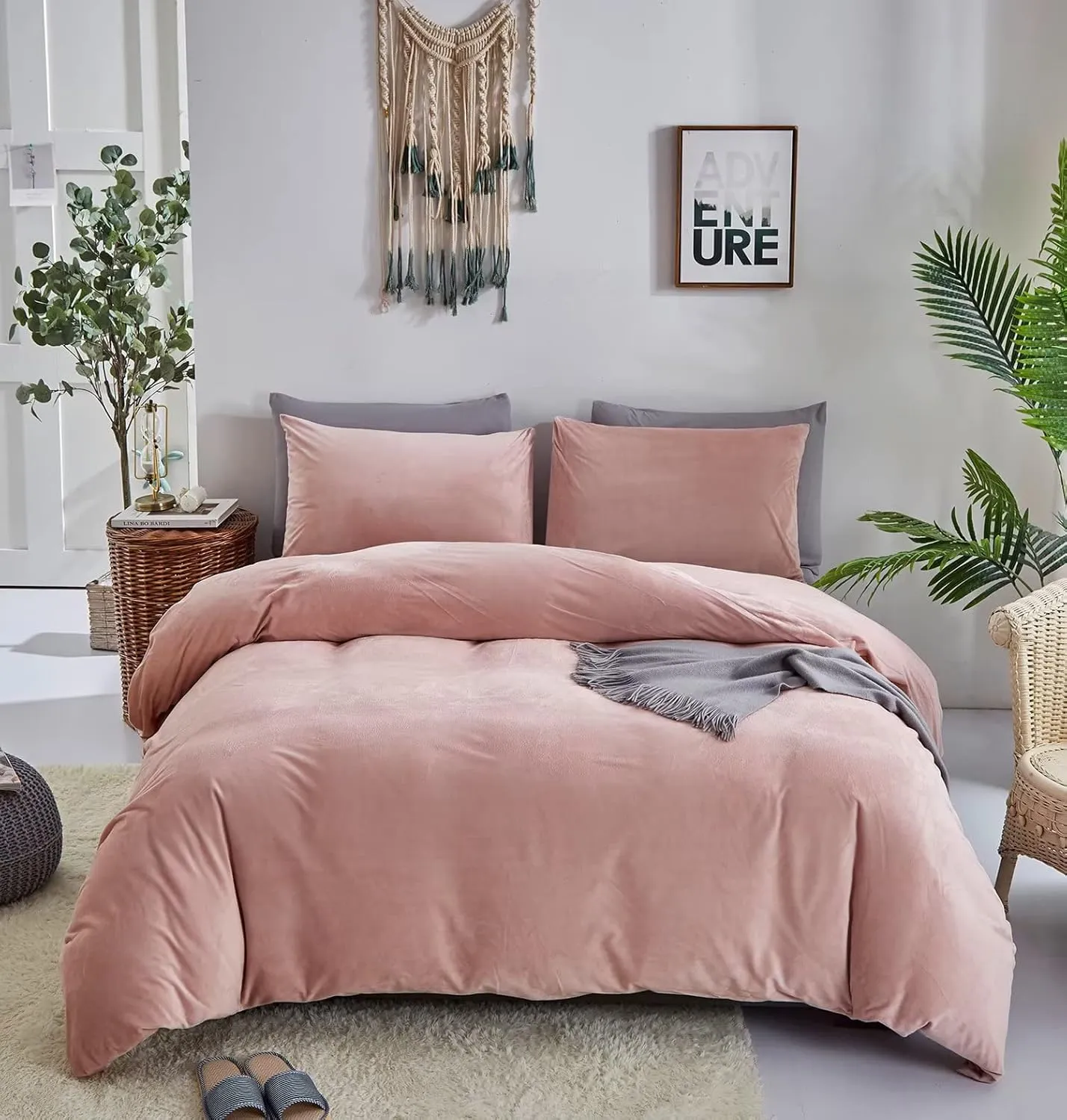 Houseri Velvet Pink Comforter Set Queen Blush Bedding Fluffy Light Flannel Sets Furry Dusty Sherpa Comforters Warm Fuzzy Blanket, 90''*90''