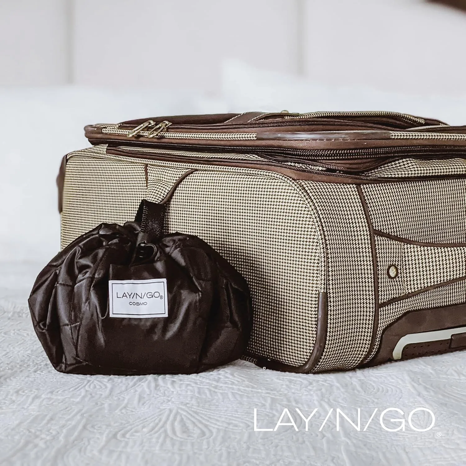 Lay-n-Go Cosmo Drawstring Cosmetic & Makeup Bag Organizer - Portable Drawstring Bag w/Zipper Pocket, Makeup Loops & More - Durable, Machine Washable Toiletry Bag for Travel (22", Blue Paisley)