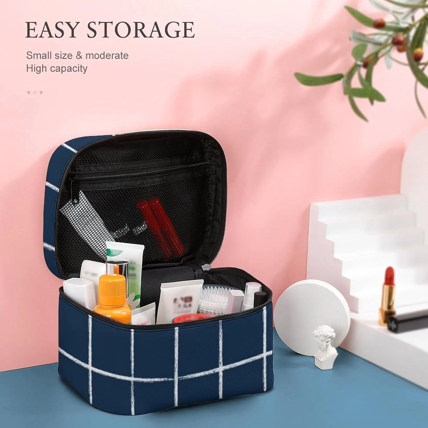 Leather Portable Makeup Bag, Navy Blue Checkered Modern Minimalist Travel Cosmetic Bag Makeup Organizer Case Large Capacity Zipper Toiletry Bag for Women