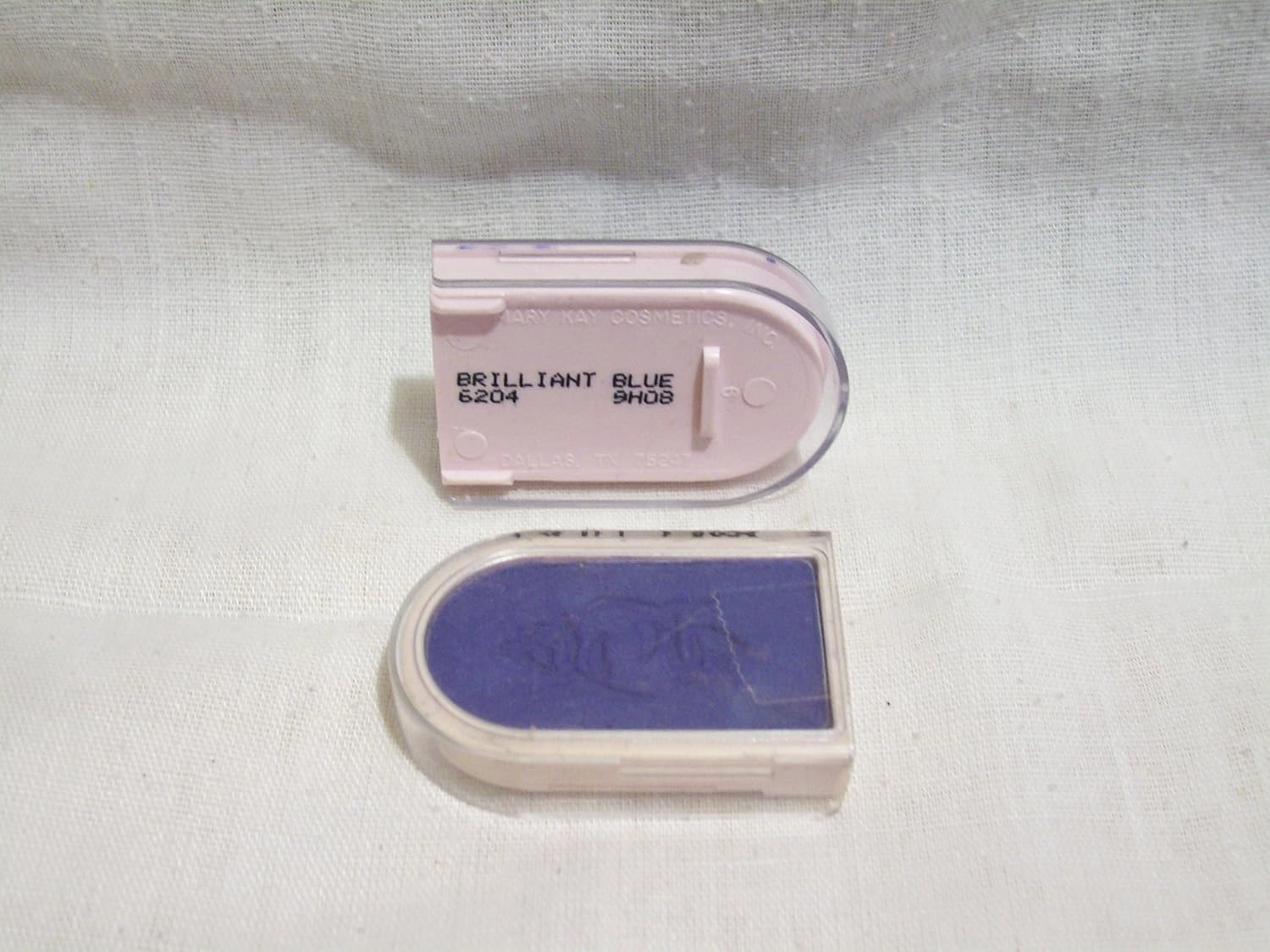 Mary Kay Powder Perfect Eye Color Shadow ~ Brilliant Blue #6204 Eyeshadow