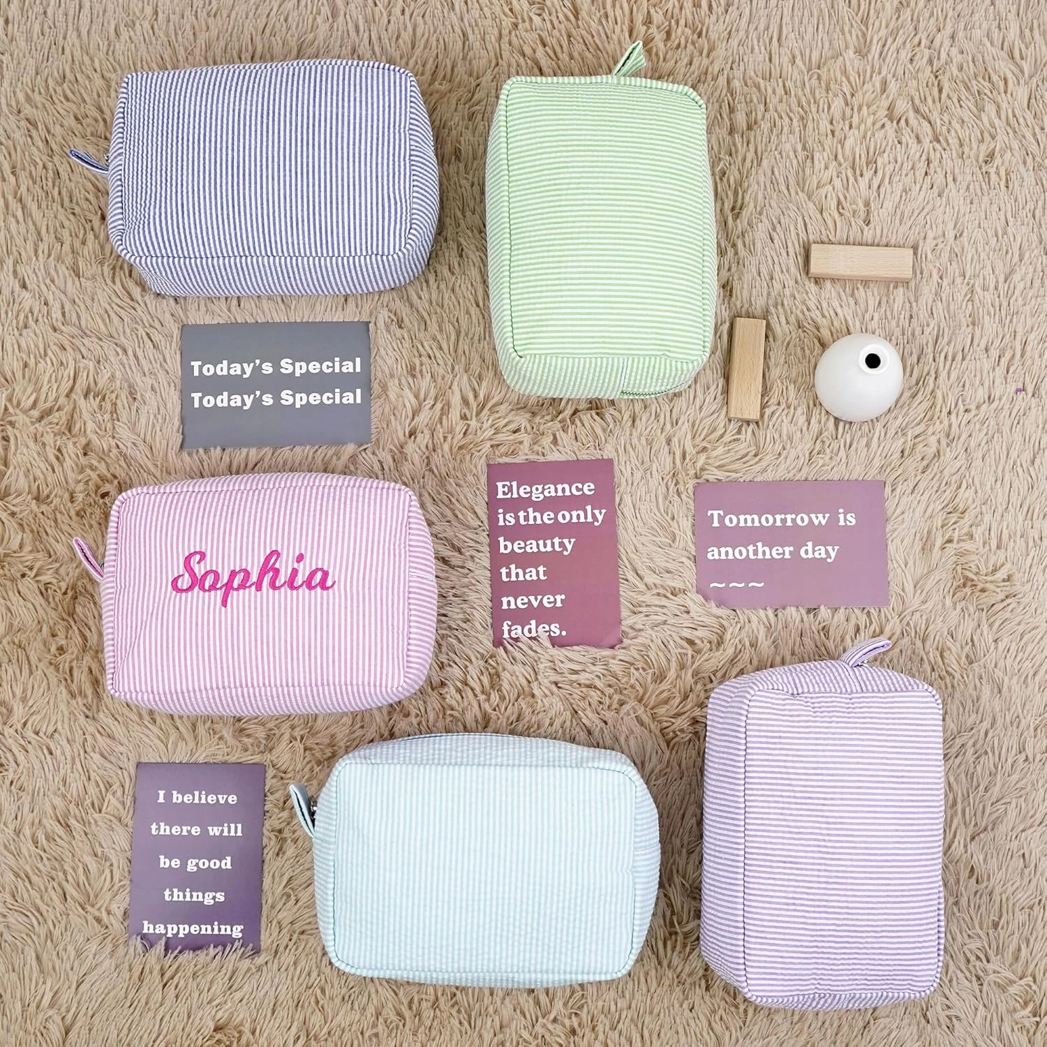 MT WORLD Personalized Makeup Bag Cute Cotton Cosmetic Bag for Women Seersucker Bridesmaid Travel Makeup Bag for Girls Aesthetic Toiletry Bag Organizer Storage Pouch (Green)