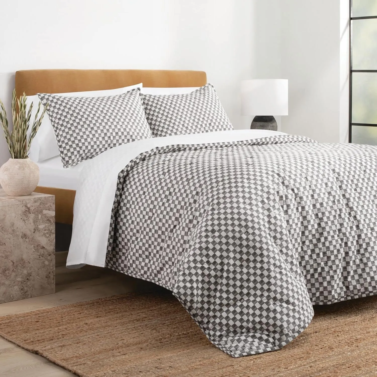 Nate Home by Nate Berkus Drawn Squares Decorative Cotton Quilt Set | All-Season Coverlet Bedspread, Bedding from mDesign, King Size, 1 Quilt/2 Pillow Shams, Charcoal/Parchment
