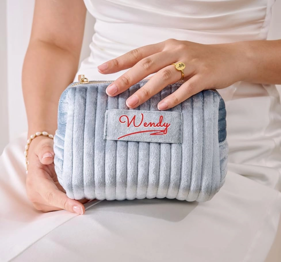 Personalized Makeup Bag Custom Cosmetic Bag with Letter Initial Name Monogrammed,Customized Cute Pouch Preppy Patch Chenille Accessories Traveling Organizer Bag to Store Toiletries,Brushes