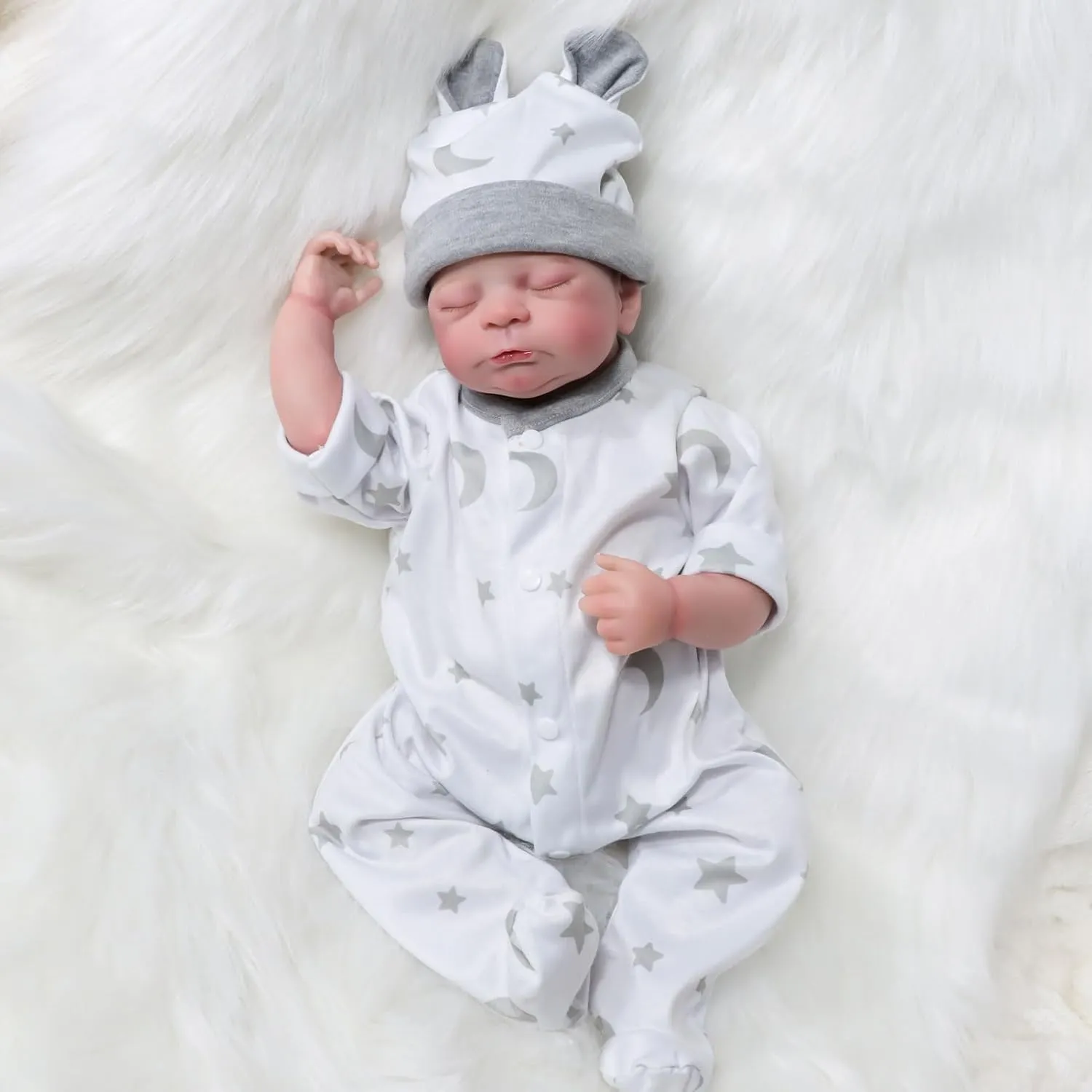 Realistic Reborn Baby Dolls Boy, 18 Inches Realistic Newborn Soft Vinyl Baby Dolls Toy with Stars Moon Clothes, Birthday Baby Doll Gift for Kids Age 3  