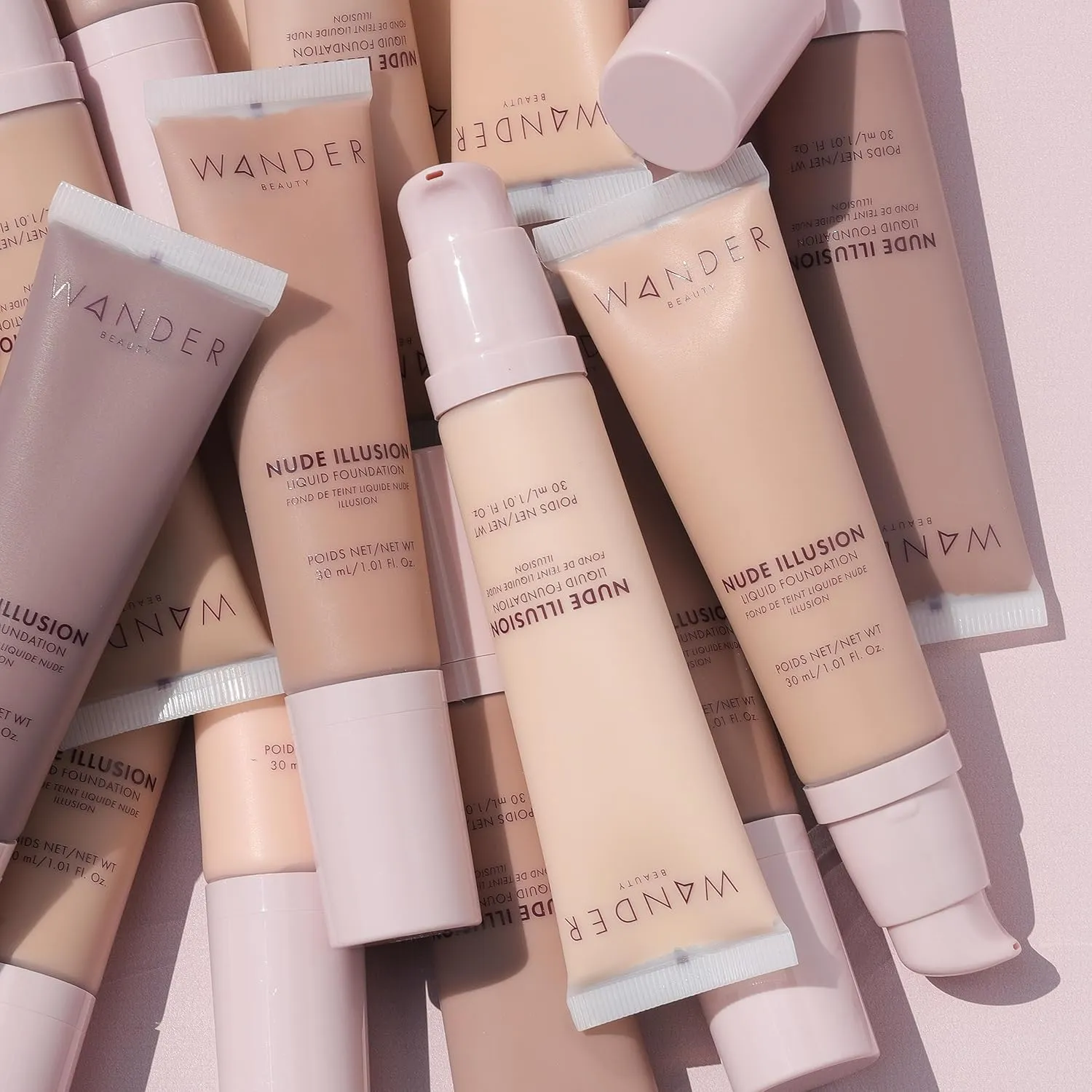 Wander Beauty Nude Illusion Liquid Foundation - Rich Deep - Medium to Full Coverage Foundation - Natural Makeup with Vitamin E & Macadamia - Nude Skin Finish Blurs & Conceals - 1.01 fl oz