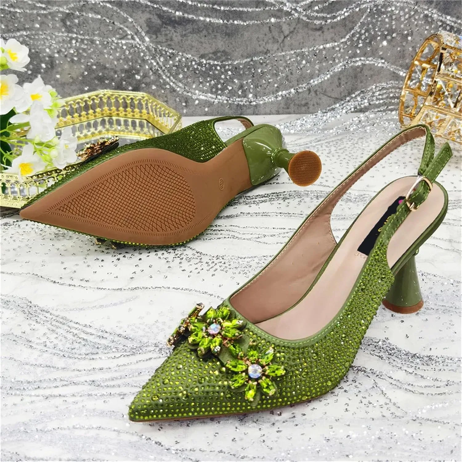 Women's Elegant Pointed-Toe Set - Full Rhinestone Pumps & Gold-Tone Clutch for Luxury Bridal Entrances