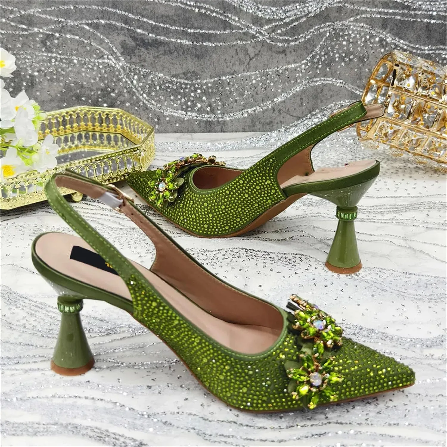 Women's Elegant Pointed-Toe Set - Full Rhinestone Pumps & Gold-Tone Clutch for Luxury Bridal Entrances